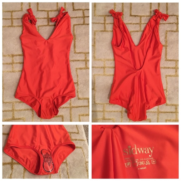 New Sidway one piece Lisa swimsuit - Picture 7 of 8